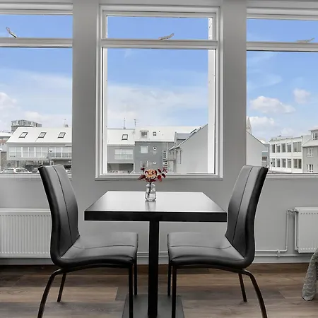 Alva Apartment *