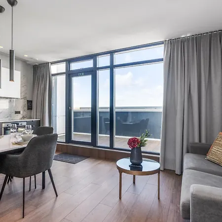 Alva Apartment